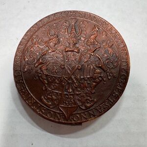 Vintage Ornate Brown Tooled‎ Leather Crest Medallion Case & Mirror